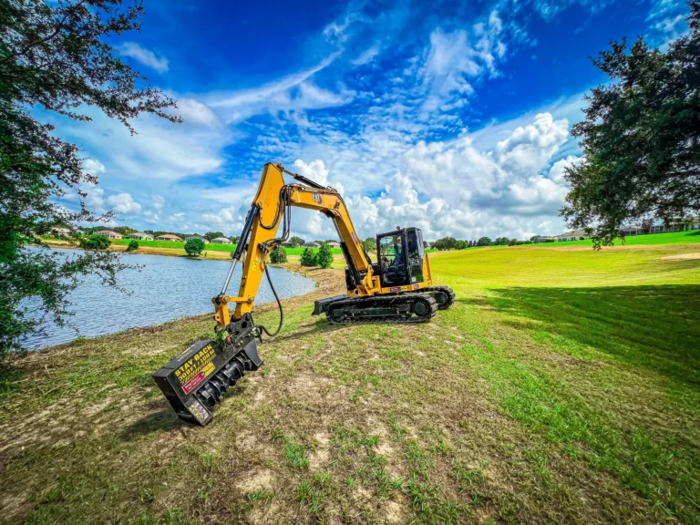 Land clearing with forestry mulching for residential property in Central Florida
